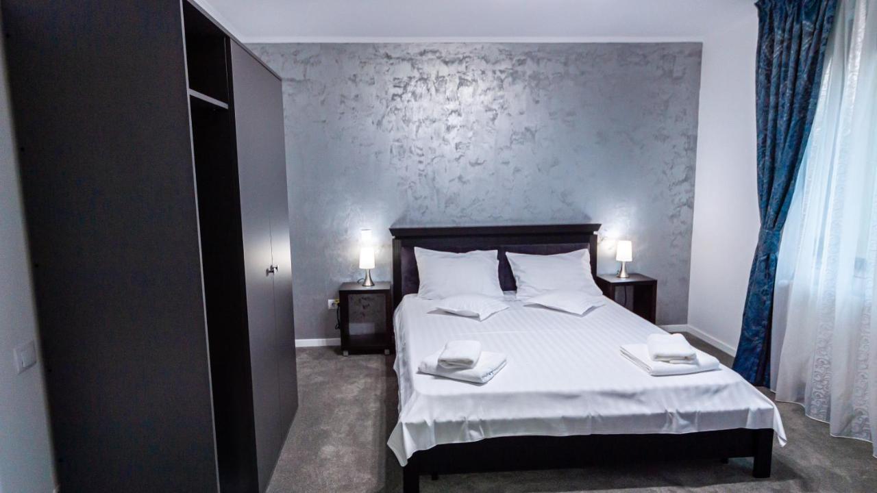 Casa Avram Villa Râmnicu Vâlcea Eksteriør billede