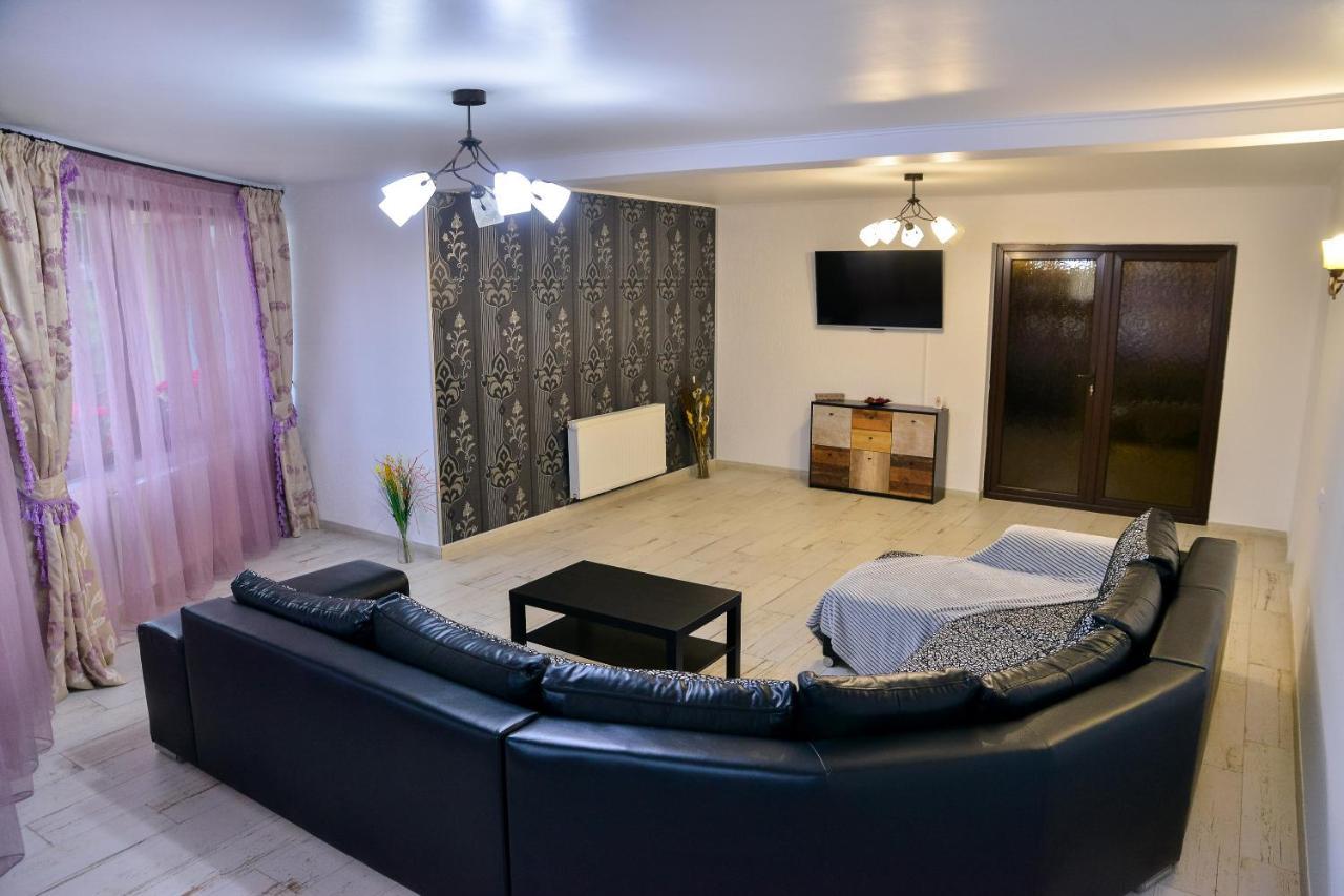 Casa Avram Villa Râmnicu Vâlcea Eksteriør billede