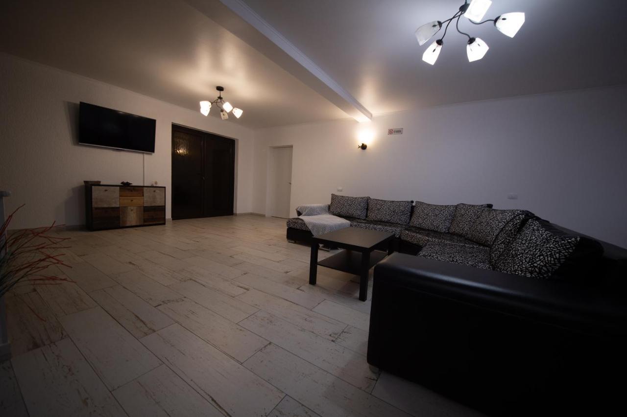 Casa Avram Villa Râmnicu Vâlcea Eksteriør billede