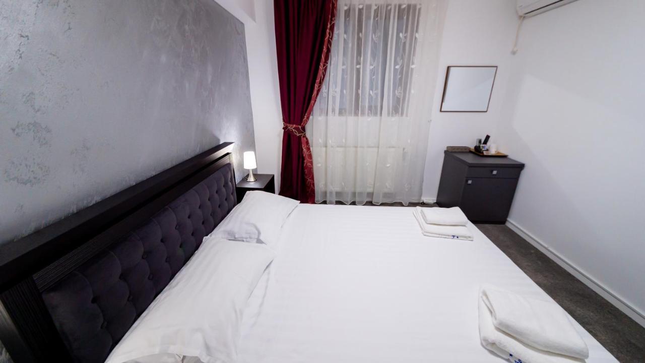 Casa Avram Villa Râmnicu Vâlcea Eksteriør billede