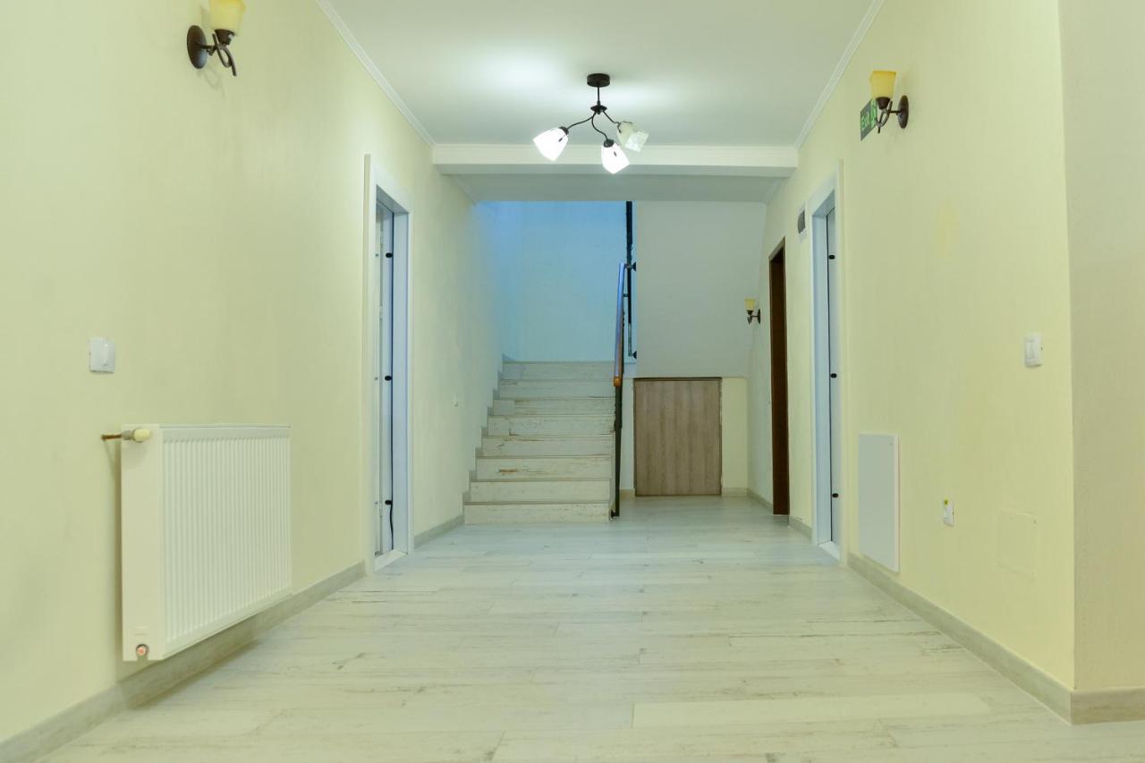 Casa Avram Villa Râmnicu Vâlcea Eksteriør billede